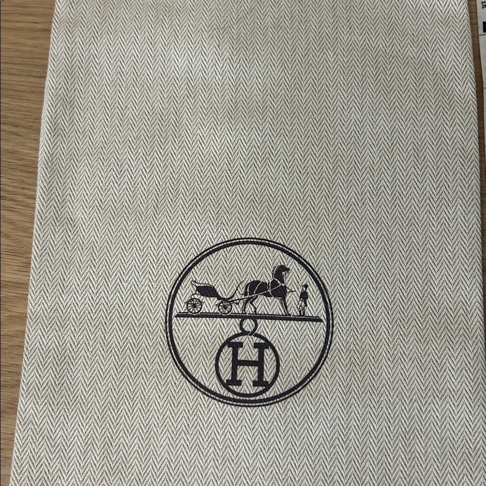 Hermes Drawstring Dust Bag - Picture 2 of 4
